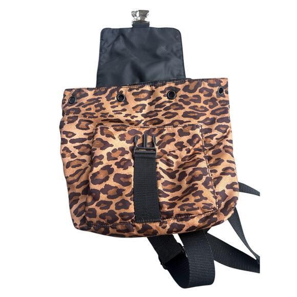 LAUREN Ralph Lauren Leopard Mini Nylon Backpack Buckle - Picture 7 of 10